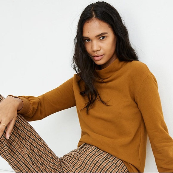 Adler Sleeveless Knit - Mustard
